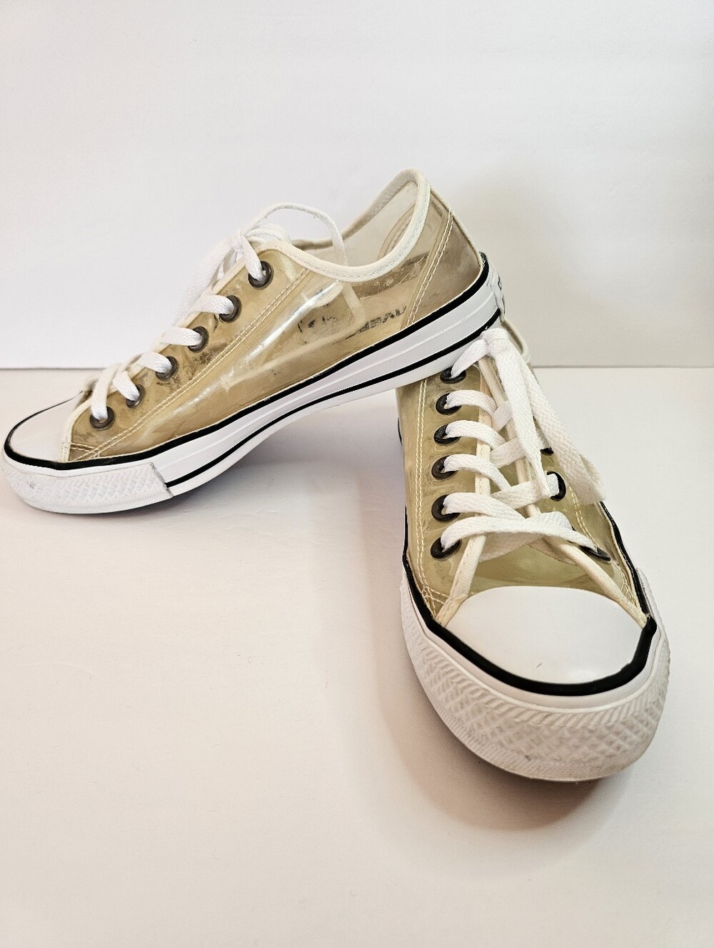 Converse All Star Low Top Chuck Taylor Clear Sz 7 Streetwear Casual Sneakers
